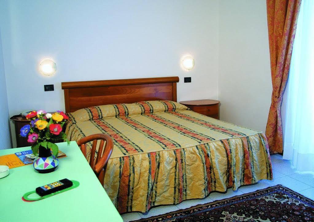Hotel La Pigna Lignano Sabbiadoro Luaran gambar